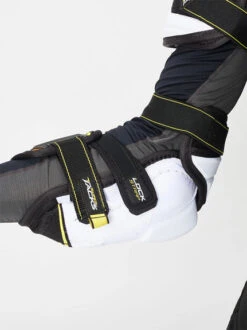 Coudières CCM Super Tacks AS1 Senior 21 Coudières CCM Super Tacks AS1 Senior -Pro Patinage Soldes pdtimg 4472752b