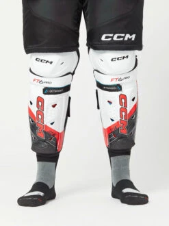 Jambières CCM JetSpeed FT6 Pro Senior 18 Jambières CCM JetSpeed FT6 Pro Senior -Pro Patinage Soldes pdtimg 5002535b